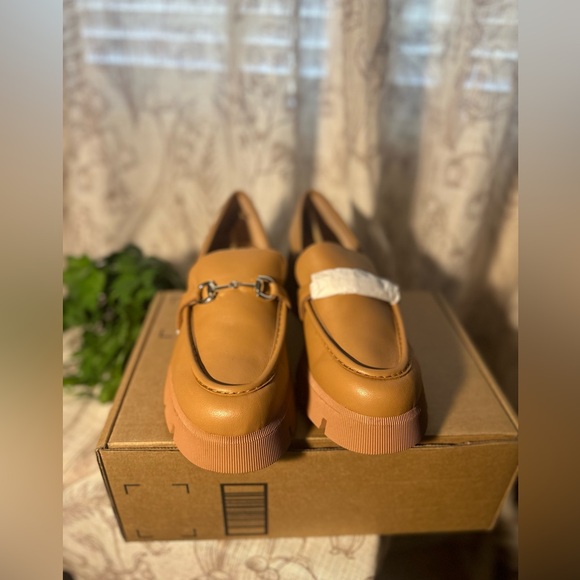 Chunky Heel Loafers - Picture 3 of 6